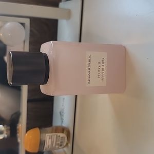 Banana republic perfum